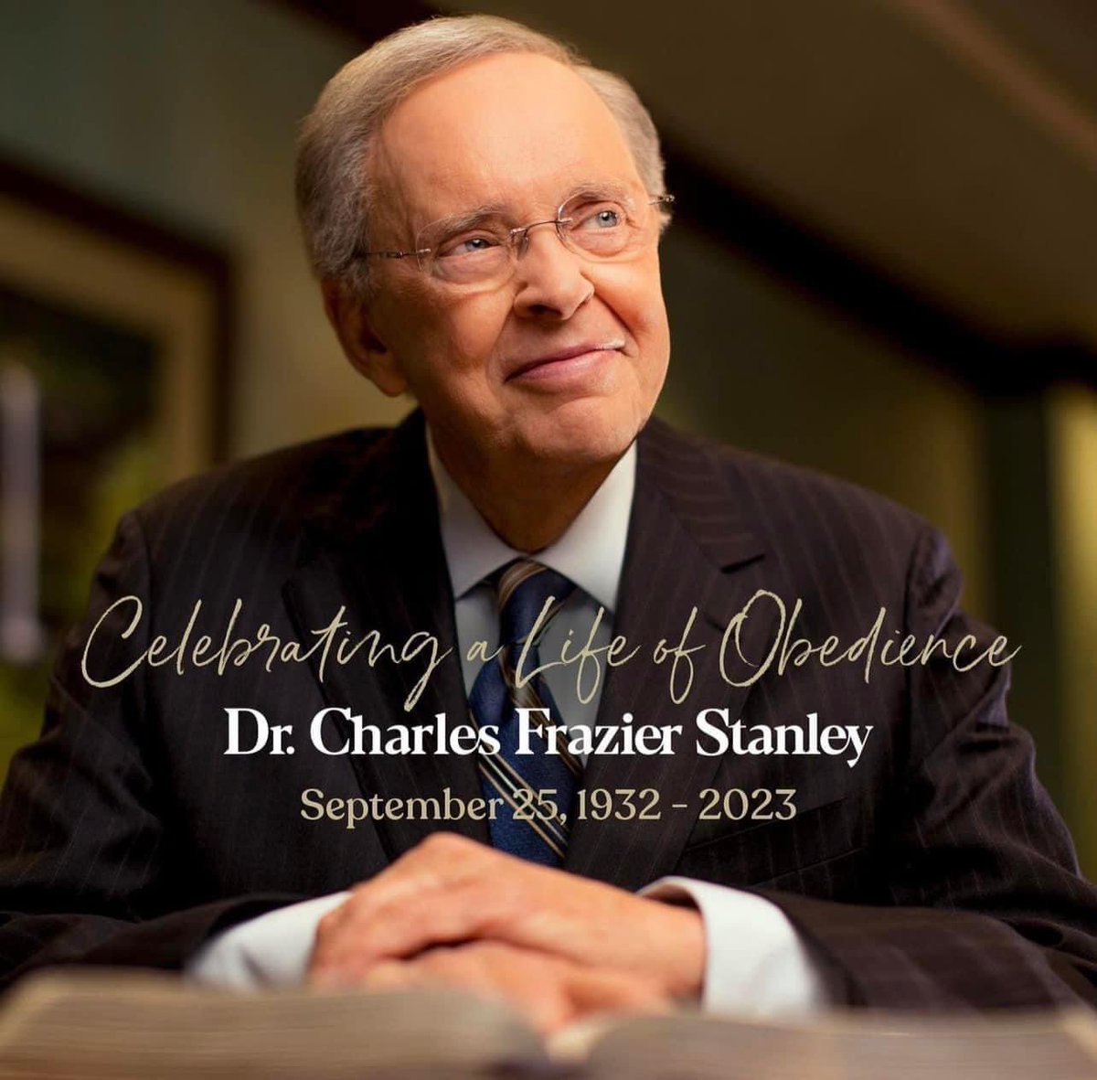 singletonvac's tweet photo. A great preacher and teacher has gone on to be with the Lord that he loved and served for over 50 years. His ministry had a worldwide influence. Well Done!
#SINGVICTORY https://t.co/wzItMHQQtl