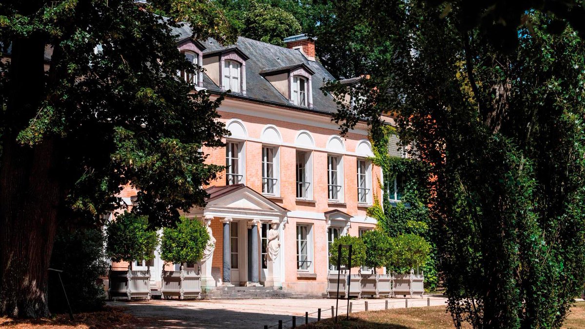 Gazette_Inter's tweet photo. For this #MonumentsDay, we travel to La Vallée-aux-Loups the home of French writer Chateaubriand from 1807-1817.

In July 1807,  he wrote an article comparing Napoleon I to Nero.  The Emperor forced him to leave Paris...

Read more here: https://t.co/h0gS70GsmY

 #France https://t.co/nU1cmgRd5q