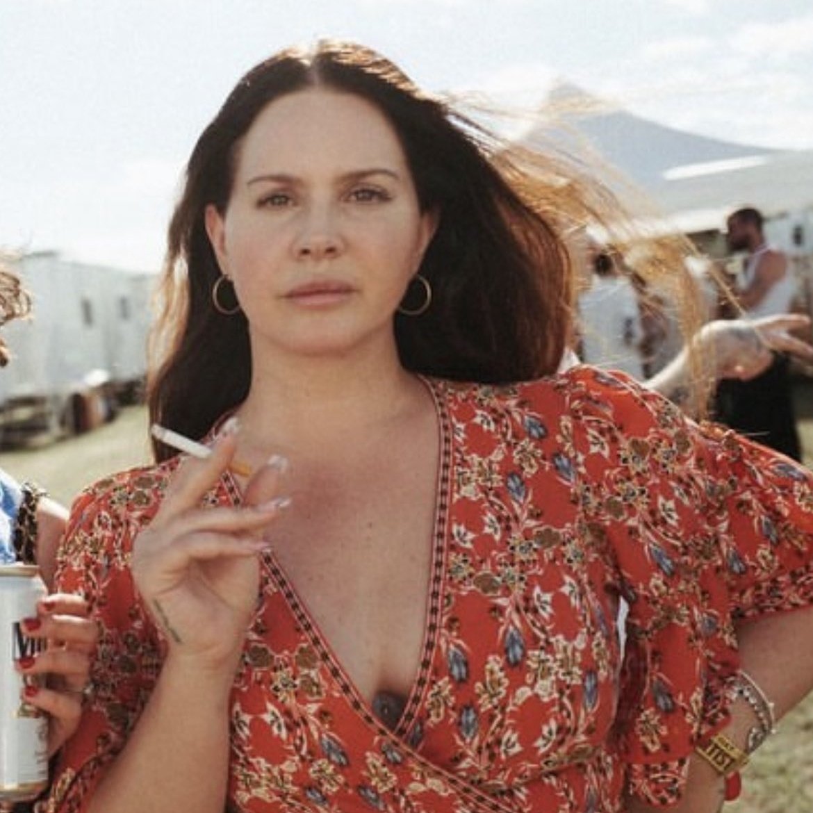 ladygodga's tweet photo. She looks like she's from the Balkans https://t.co/QFAun9NAsH