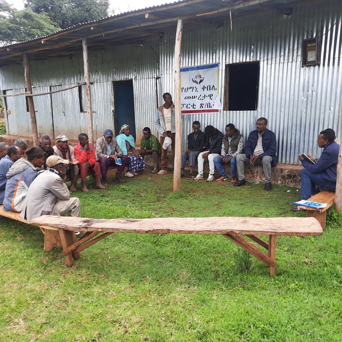 GGGIEthiopia's tweet photo. @gggi_hq implementing partner for @SweinEthiopia
-funded project @iDEorg visited #Hamani Kebele, one of the project sites, and discussed with the communities, who are excited and have expressed their eagerness to actively participate in the project's implementation activities. https://t.co/q6RD9zuq3b