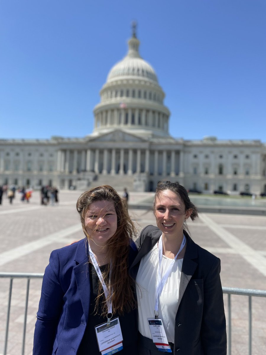 @MedStarWHC ‘s own surgery chief resident @RachaelEssig Trauma/SCC fellow @clairibelle advocating for change #TheFutureIsNow 👍🏽💛💪🏽@AmCollSurgeons @traumadoctors @SURGCC @GUH_WHCSurgRes