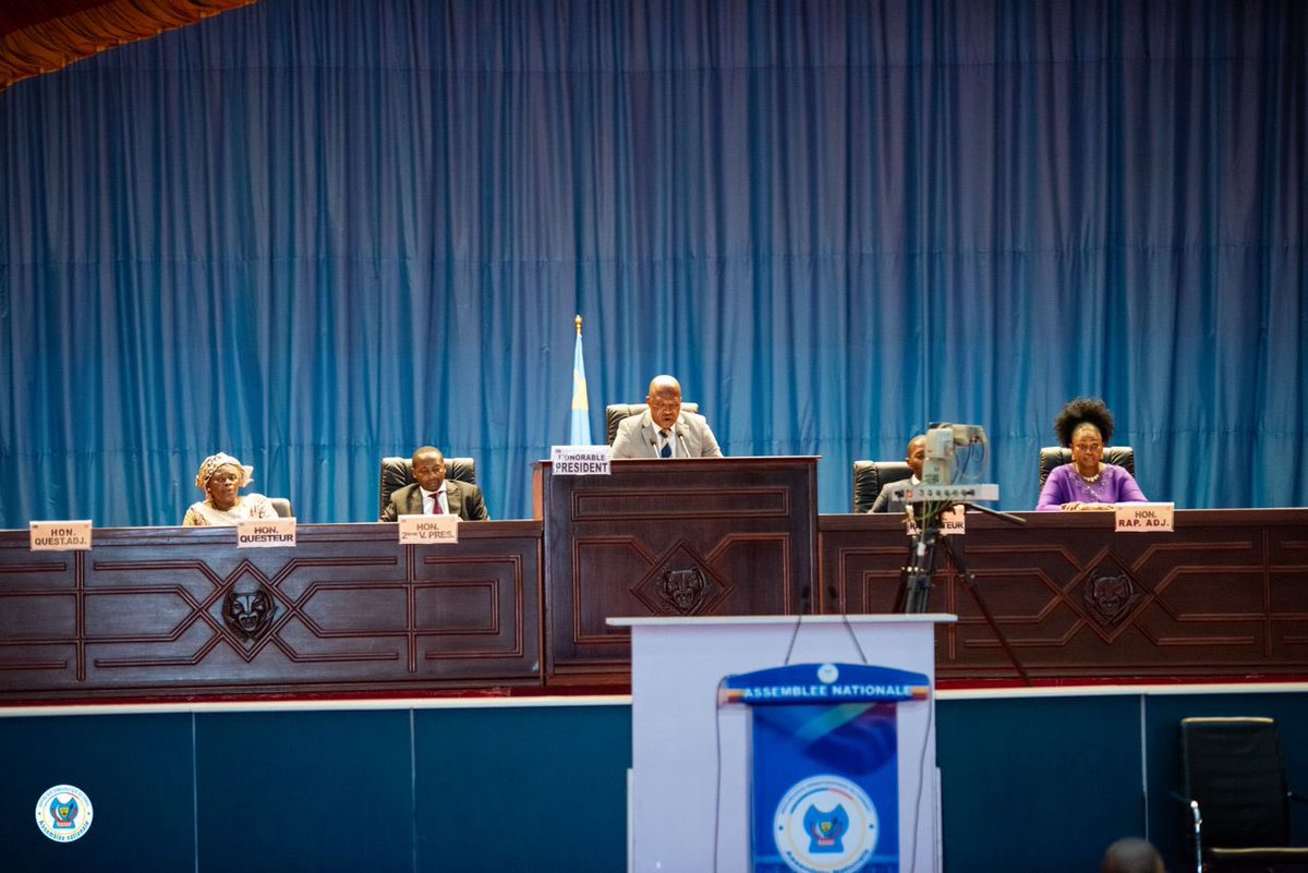AssembleeNatRDC's tweet photo. #Assemblée_nationale : la plénière déclare recevable la proposition portant procédure pénale. 

La proposition de loi a éte  déclarée recevable au cours de la plénière de ce mardi 18 avril et l'a envoyée à la commission PAJ pour toilettage et enrichissements. https://t.co/sn6AQM6aew