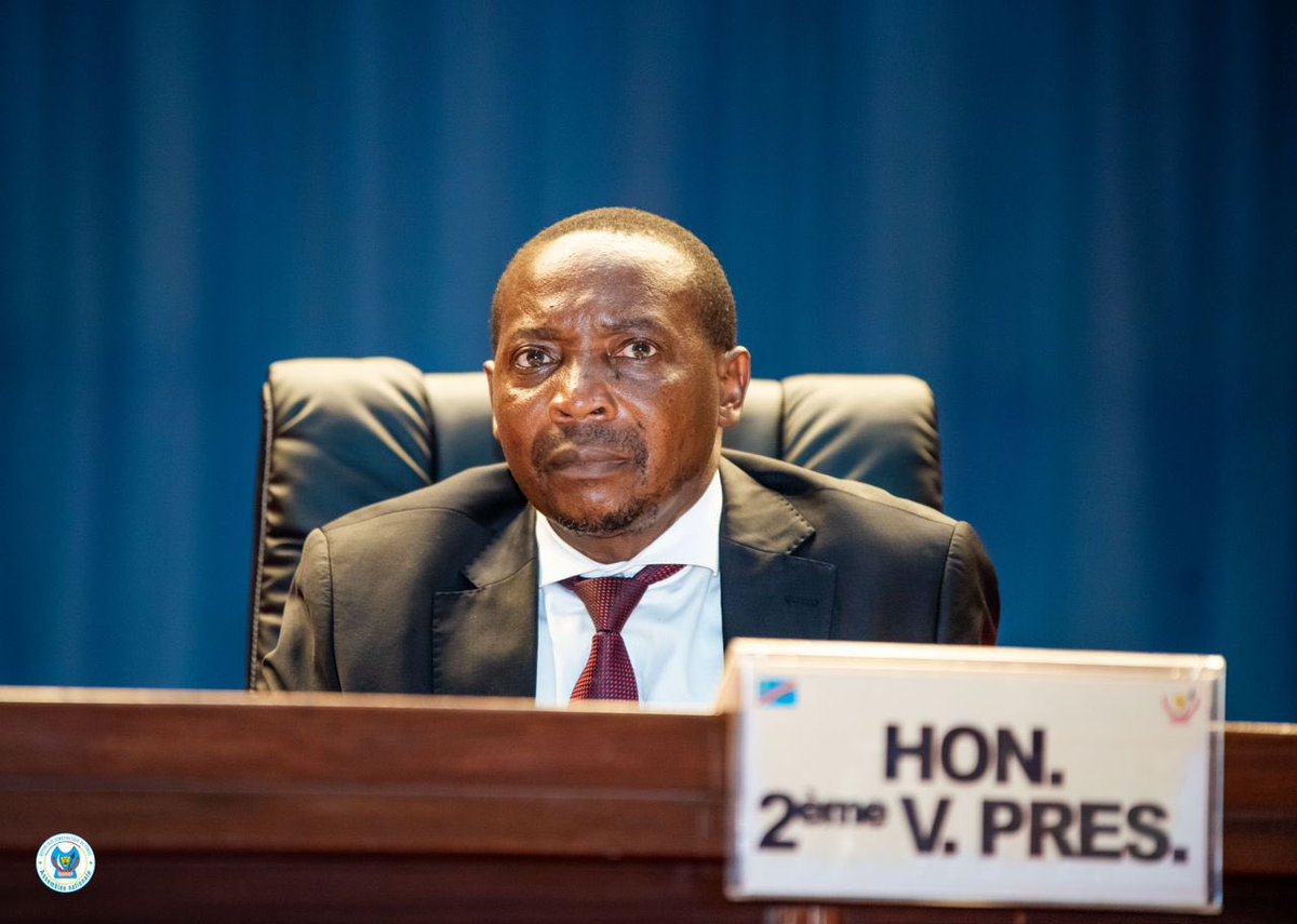 AssembleeNatRDC's tweet photo. #Assemblée_nationale : la plénière déclare recevable la proposition portant procédure pénale. 

La proposition de loi a éte  déclarée recevable au cours de la plénière de ce mardi 18 avril et l'a envoyée à la commission PAJ pour toilettage et enrichissements. https://t.co/sn6AQM6aew