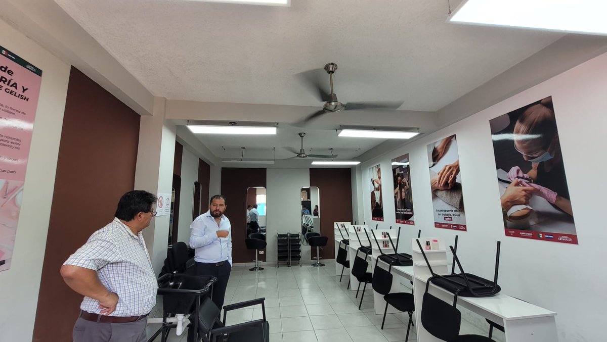 _jaelsalvador's tweet photo. Como parte de nuestro acercamiento con la Agencia Mexicana de Cooperación Internacional para el Desarrollo #AMEXID, realizamos un recorrido por su Centro de Formación juvenil, para conocer de primera mano el trabajo que están realizando en beneficio de los jóvenes.
#YoSoyJA https://t.co/CM3XRuY7yZ