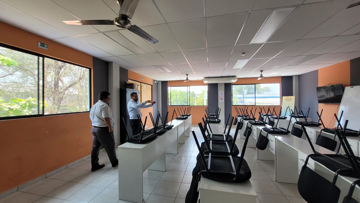 _jaelsalvador's tweet photo. Como parte de nuestro acercamiento con la Agencia Mexicana de Cooperación Internacional para el Desarrollo #AMEXID, realizamos un recorrido por su Centro de Formación juvenil, para conocer de primera mano el trabajo que están realizando en beneficio de los jóvenes.
#YoSoyJA https://t.co/CM3XRuY7yZ