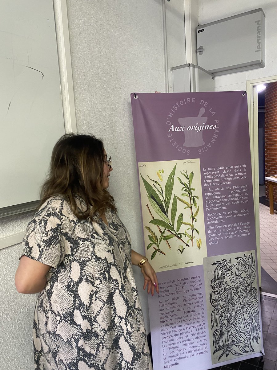 Exposition sur l’histoire de l’aspirine, organisée par <a href="/SHP_HistPharm/">Société d'Histoire de la Pharmacie</a> et <a href="/UT3PaulSabatier/">UT3 Paul Sabatier</a>, à la faculté de Pharmacie de Toulouse!

🤝Merci à <a href="/GayrardI/">GAYRARD Inès</a> de ton investissement sur le projet, et de permettre aux étudiants de découvrir une partie de l’histoire de notre profession 🐍