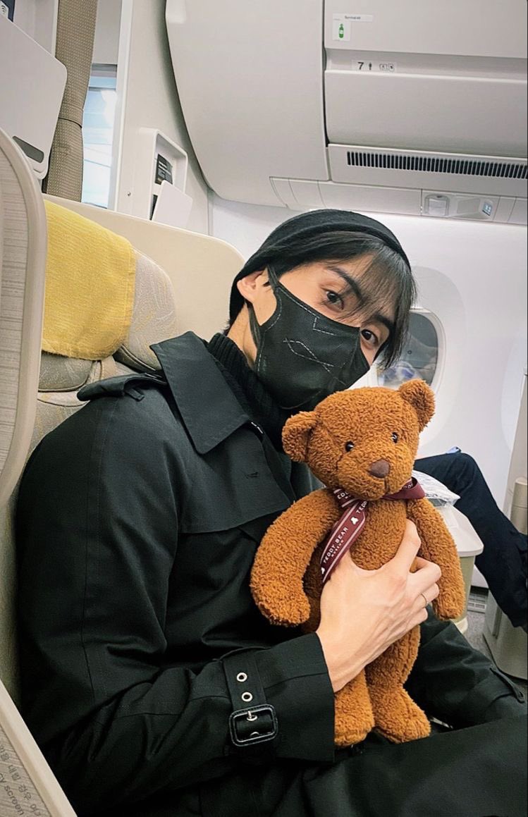 ytyallday's tweet photo. U🌞 #SF9 #YOOTAEYANG #유태양 https://t.co/ddyOIgFShA