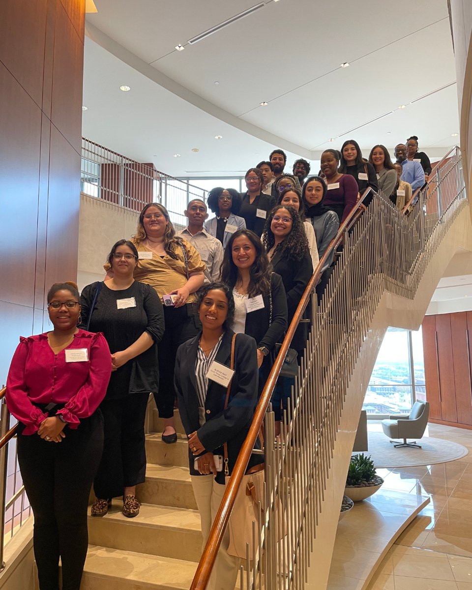 DiversePro_App's tweet photo. We enjoyed presenting on professional etiquette at the HBA DEI 1L Summer Clerkship Boot Camp on April 15. Incredible speakers on a variety of issues. And an amazing crop of budding law students hungry and eager to learn. Here are some photos of the event. #diversepro https://t.co/1aBrNtdsB4