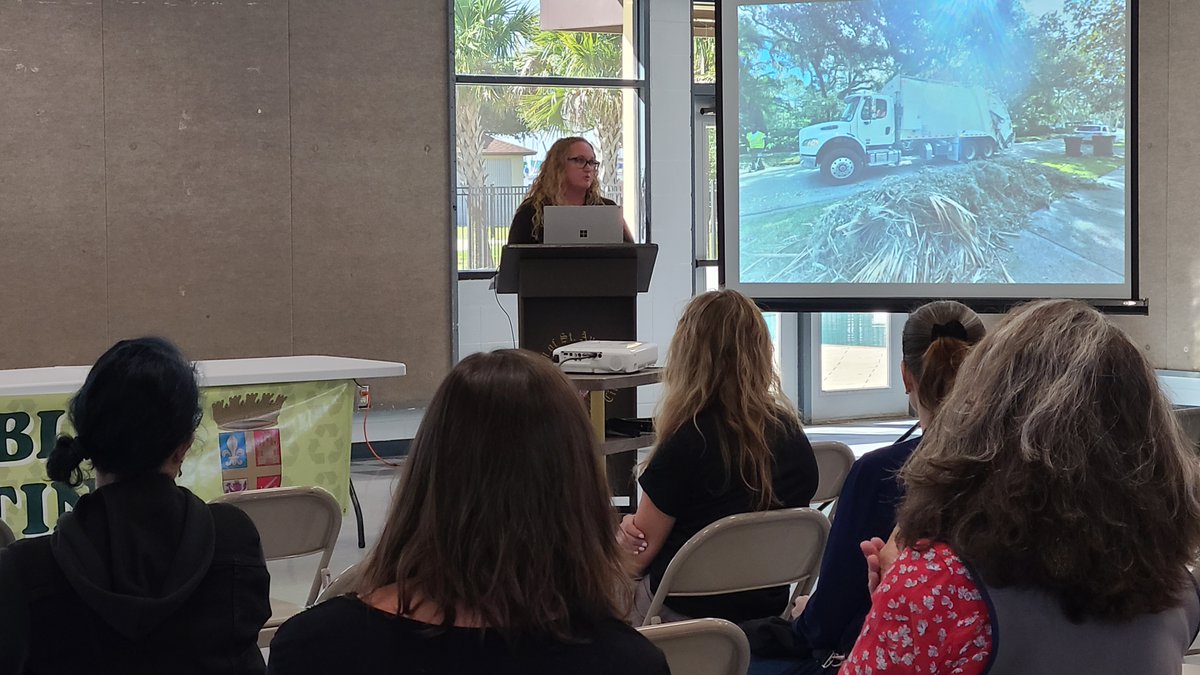 CityStAug's tweet photo. Earlier this week, #CityStAug held its first annual Earth Week workshops! The Utilities Department discussed sustainability, @sjrwmd reviewed water conservation, & St. Johns County Master Gardeners explained composting. Thank you to all who attended! #EnvironmentalAwarenessWeek https://t.co/is9b4AF8U8