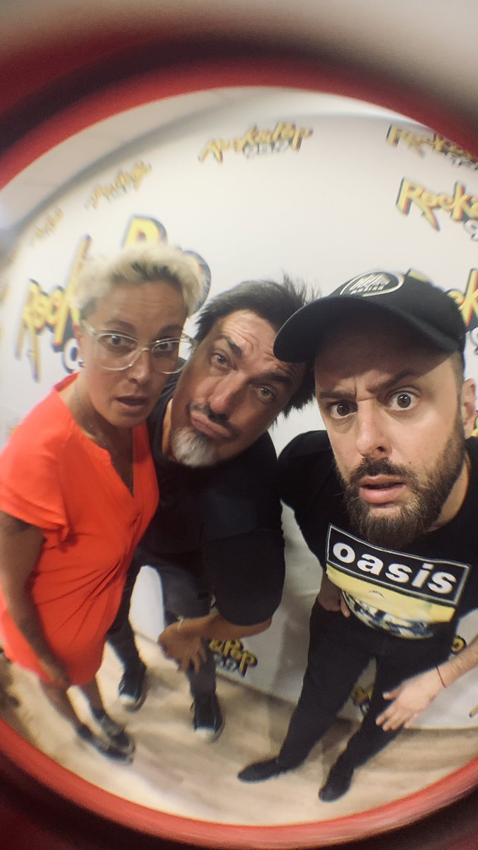 🔑¡Llaveros en vivo!

🤘Nos vemos, nos escuchamos y nos abrazamos. De 14 a 16hs Llave En Mano está con vos.❤️

📻 95.9FM
💻 Youtube: Rock And Pop 
💬 twitch.tv/fmrockandpop
🔗 fmrockandpop.com
📲 Rock&amp;Pop (Android y iOS)
📳11-7082-0959

#fmRockAndPop #NosGustaElRock