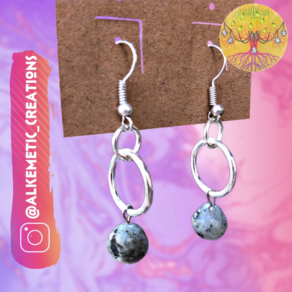 angie_chacha's tweet image. Labradorite &amp;amp; Silver Circles Dangle Earrings. DM me to purchase. 

Labradorite Healing Properties:

💎 Strength
💎 Transformation 
💎 Enhances Clairvoyance 
💎 Enhances Telepathy
💎 Enhances Prophecy
💎 Confidence Control

#labradorite #healingearrings #alkemeticcreations