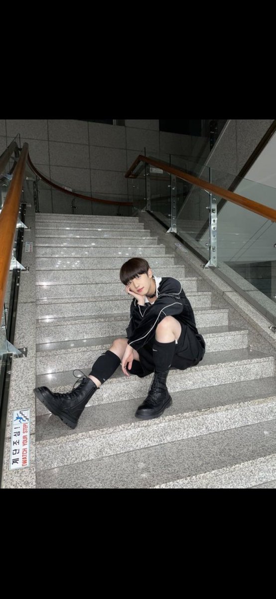 YujunFrance's tweet photo. ﮩ٨ـTWITTERﮩﮩ٨ـ⠀16.04.2023 

Le chiot que j'ai rencontré lors de l'événement de dédicace des fans était si mignon que j'ai pris une photo avec lui. C'était si mignon que mon cœur s'est emballé. Je vous aime tout le monde

#xikers #싸이커스 #YUJUN #유준 @xikers_official https://t.co/8amGH4UfNA