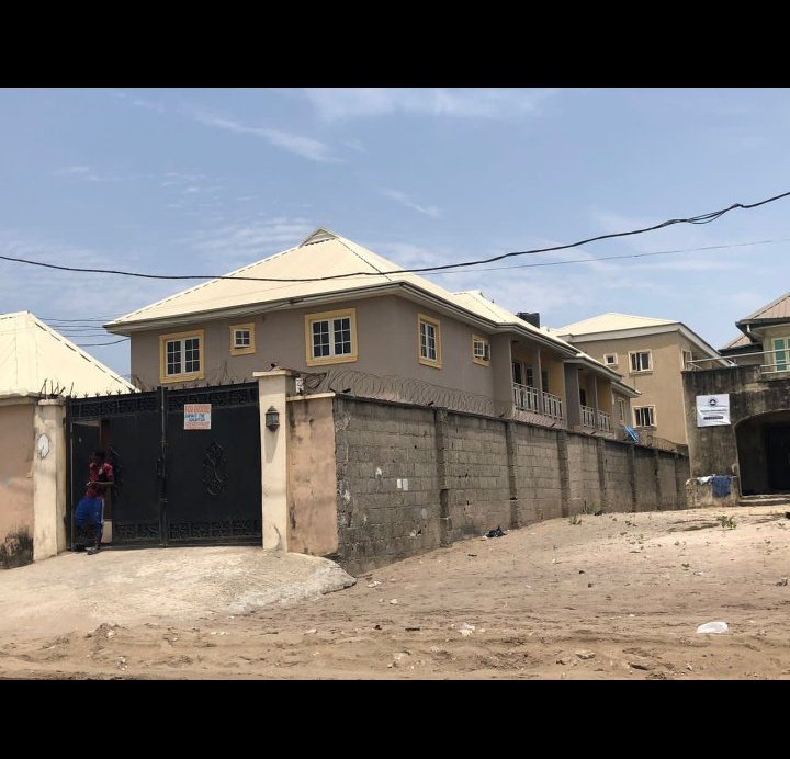 afolabi_co's tweet photo. #Deal of the week ! 12nos of 2 &amp; 3 bedroom flats on 1900sqm behind Cooplag #estate #Lekki Lagos.

#PURCHASE https://t.co/wJISVzlXuZ