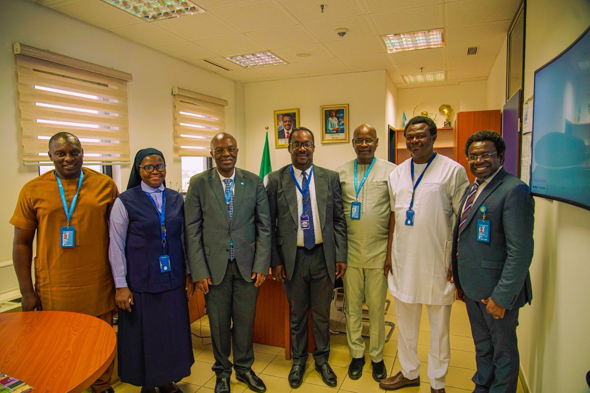 WMulombo's tweet photo. Thank you my brother Dr Prosper-Ohayagha Success Honorable Commissioner for Health Imo State and your team for your visit on the occasion of #WHO75. @WHONigeria looks forward to pursuing the good partnership for better health for all citizens in the State https://t.co/oWv1hvEHFN