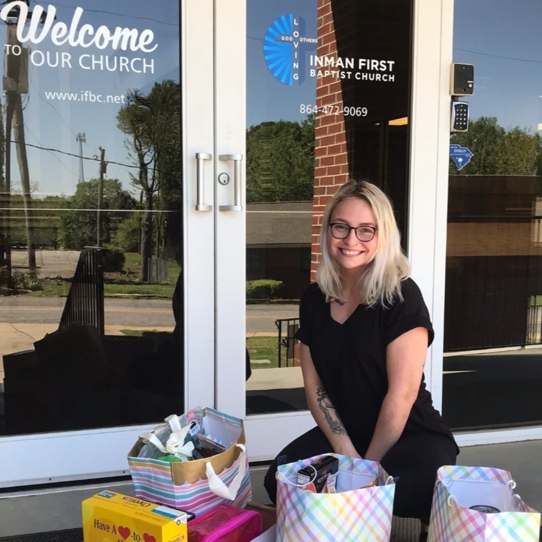 sptbglibraries's tweet image. The Inman Bags of Hope donations went to the First Baptist Food Pantry, “Serving the Inman and Campobello area by providing food and assisting with utilities.” Thank you to everyone who has participated in Bags of Hope in the month of March.

#scpl #bagsofhope #foodpantry #giving