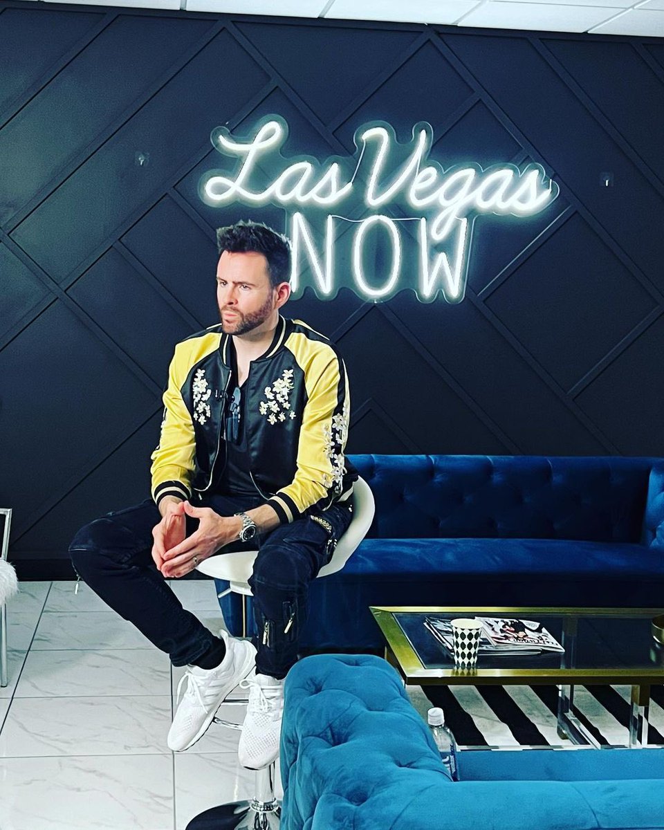 garethemery's tweet photo. Planning #INVASION360 in Vegas — testing out our new 360 degree visuals and chatting about the show live in air!

The show is shaping up to be absolutely insane ahead of the debut on May 5th! Who’s joining me? @area15official 🔥

Tickets 👇
https://t.co/VhtdIoDrN5

Gaz x https://t.co/5pw9Lu76nP