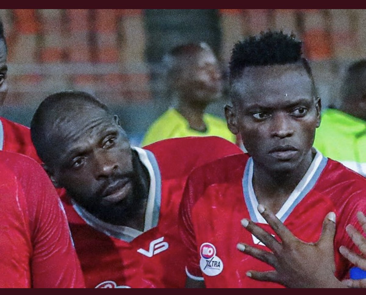 kwahiyo wapwa followers 300 tu msharidhika hamtaki kishusha handle?