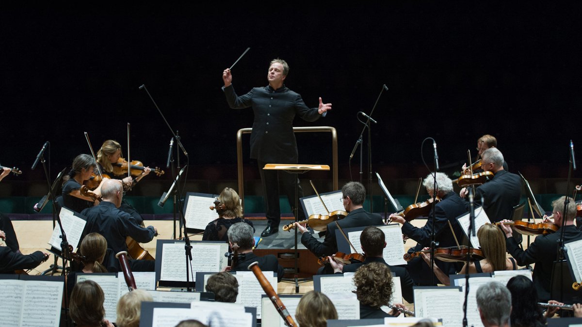 AuditorioZGZ's tweet photo. Hoy os hablamos sobre el Concierto núm. 3 en Re menor para piano y orquesta de Rachmaninoff, que la Orquesta Sinfónica de la BBC y Boris Giltburg interpretarán mañana en el #AuditoriodeZaragoza. 😃
👇 https://t.co/Wfuj4B03WJ