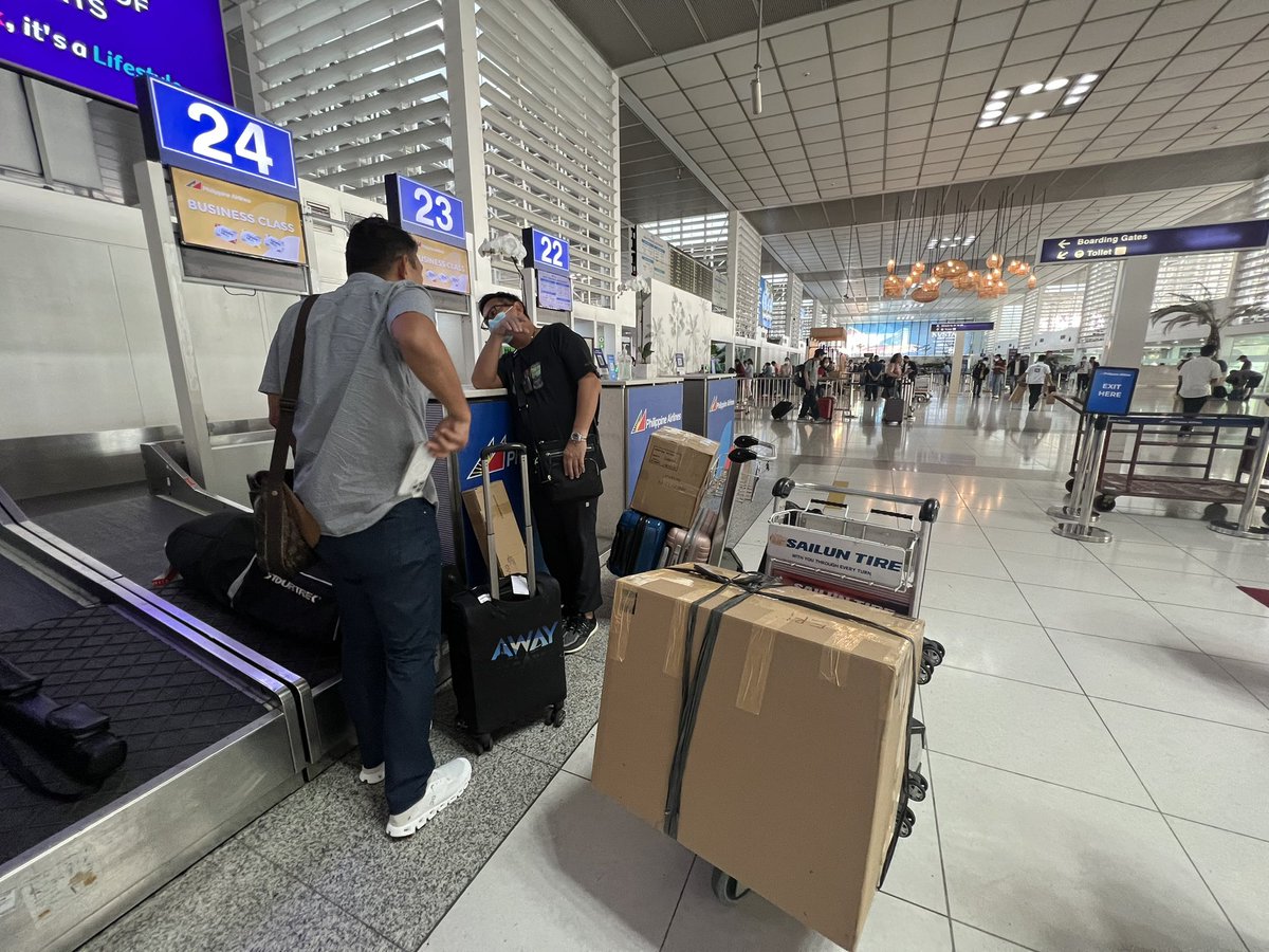 docstiv's tweet photo. Back in Cebu to deliver oral healthcare in Cordova #cordova  #dentalhome https://t.co/WvAtakufog