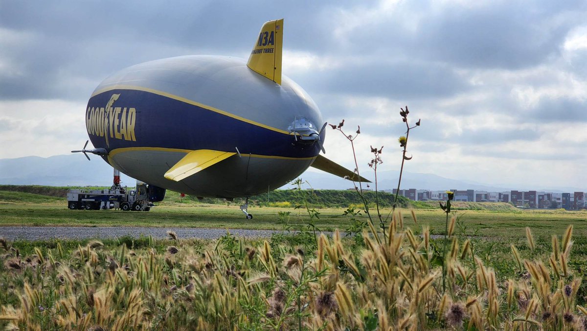 satodl's tweet photo. Spotted Goodyear blimp prepping for takeoff near Tustin hangars! 🛫 #GoodyearBlimp https://t.co/g1lS8ObM3q