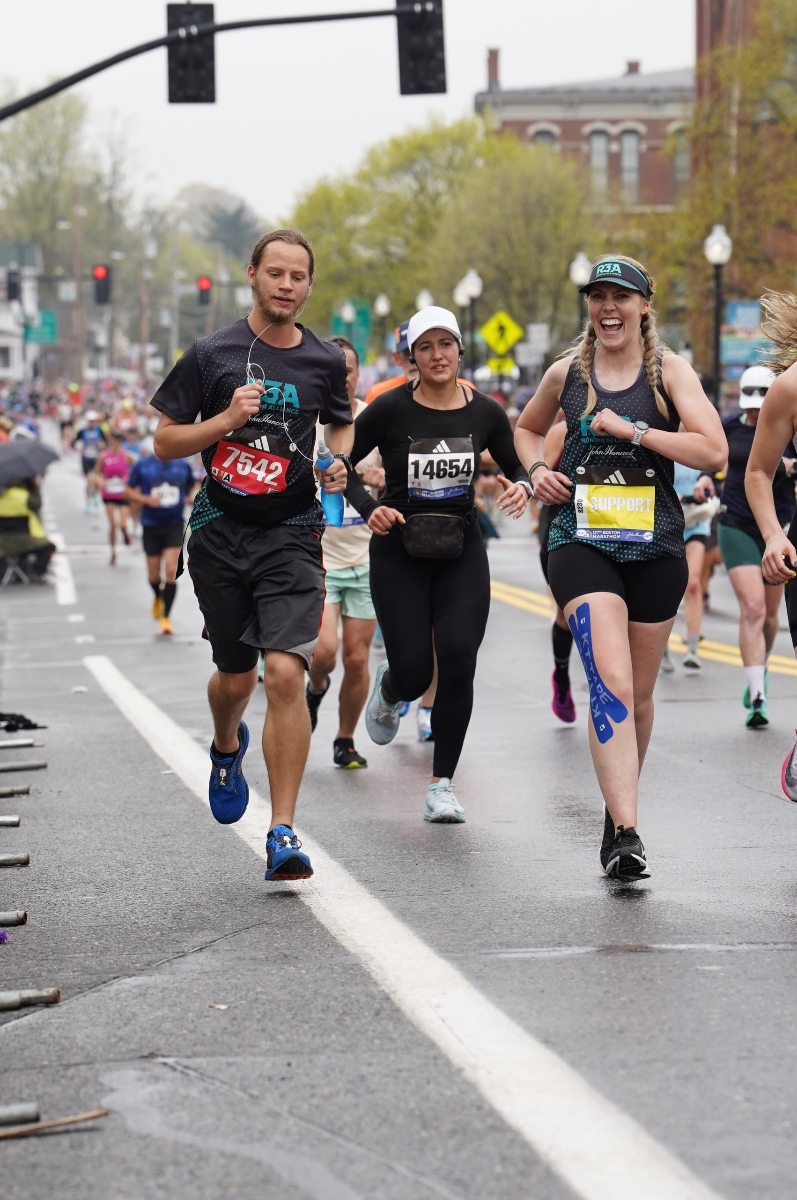 JBontkeABC15's tweet photo. Once told by doctors he may never walk because of a cerebral palsy diagnosis, Michael Wilson finished the @bostonmarathon in 5:03:41 with the help of @RUN3rdAlliance. 

Here's his @abc15 story while training in Mesa back in April: 
https://t.co/88UBYr00b7 https://t.co/a6Qpw7Wodo