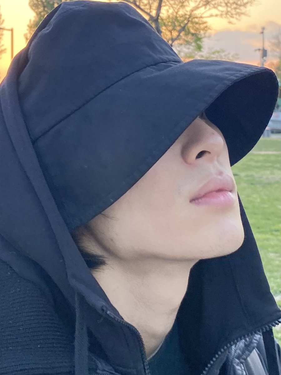 notsf9cloud's tweet photo. 💌🌞 230419 2:08 AM KST https://t.co/oBYwj57a4Y