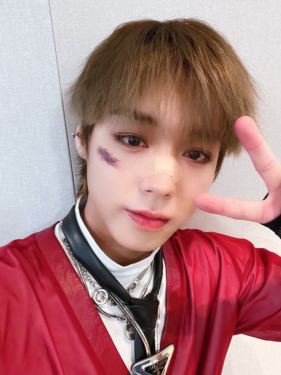 oclock_529's tweet photo. 230413 공식 트위터 #박지훈 https://t.co/yGi9nlbs5i