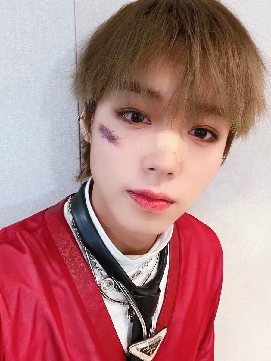 oclock_529's tweet photo. 230413 공식 트위터 #박지훈 https://t.co/yGi9nlbs5i