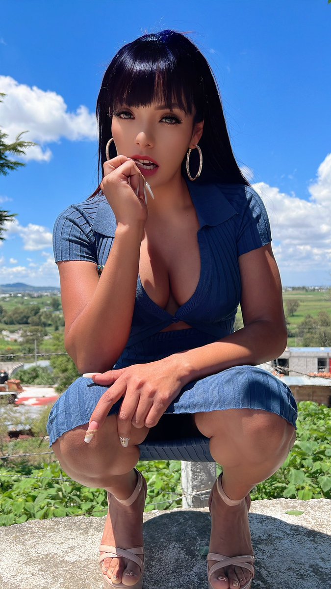 annieoficialxxx's tweet photo. RT si quieres que me siente en tu cara ? https://t.co/DhfBXjz56x