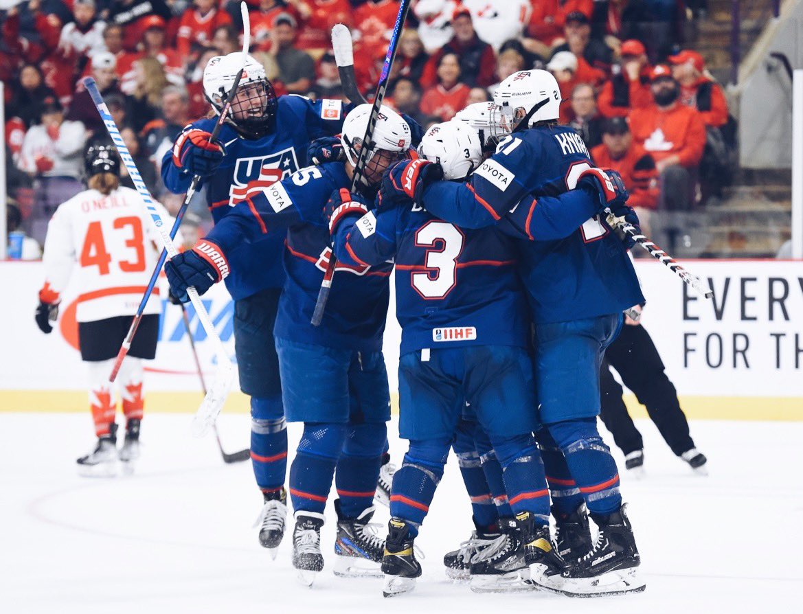 Did someone say World Champs?? Back on 🔝 with my favorite people🇺🇸