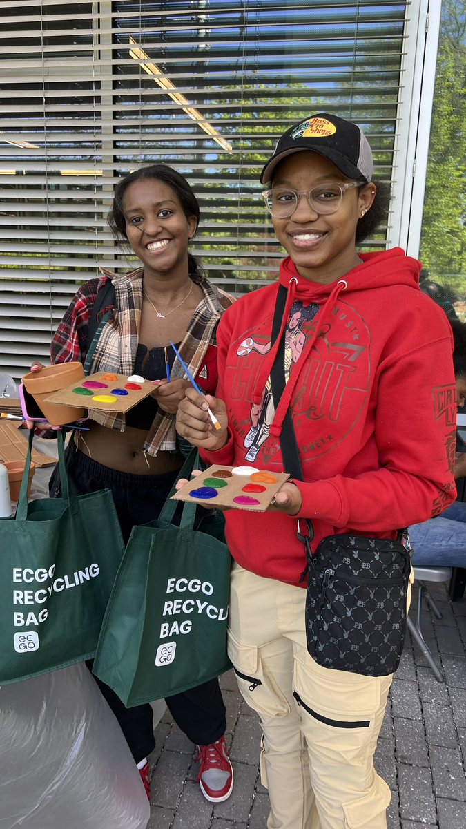 CoachSWatson's tweet photo. AP ENVIRONMENTAL SCIENCE TRIP TO GA TECH #westlakehighschool #westlakesciencedept #apenvironmental https://t.co/WHDYgsxNyf