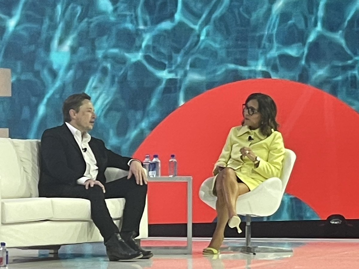 LouPas's tweet photo. Linda Yaccarino: “Who decides what’s in-bounds and out-of-bounds with regard to the labeling?”
@elonmusk: “Word-salad, trust, transparency, open sourcing algorithm word-salad”
#possible23 https://t.co/SQWSZP6vEW