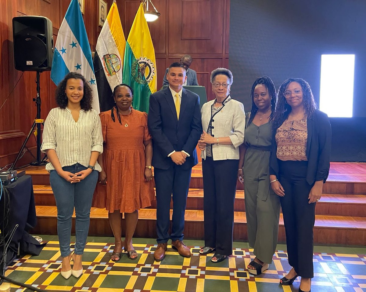 CIRDI_2024's tweet photo. Hoy inicia una serie de capacitaciones dirigidas a las personas afrodescendientes de #Honduras🇭🇳. La pdta. de la @CIDH, Margarette May Macaulay, nos acompañará durante esta jornada que mejorará las capacidades de las organizaciones afrodescendientes de América Latina y el Caribe. https://t.co/8QGPesc6Px