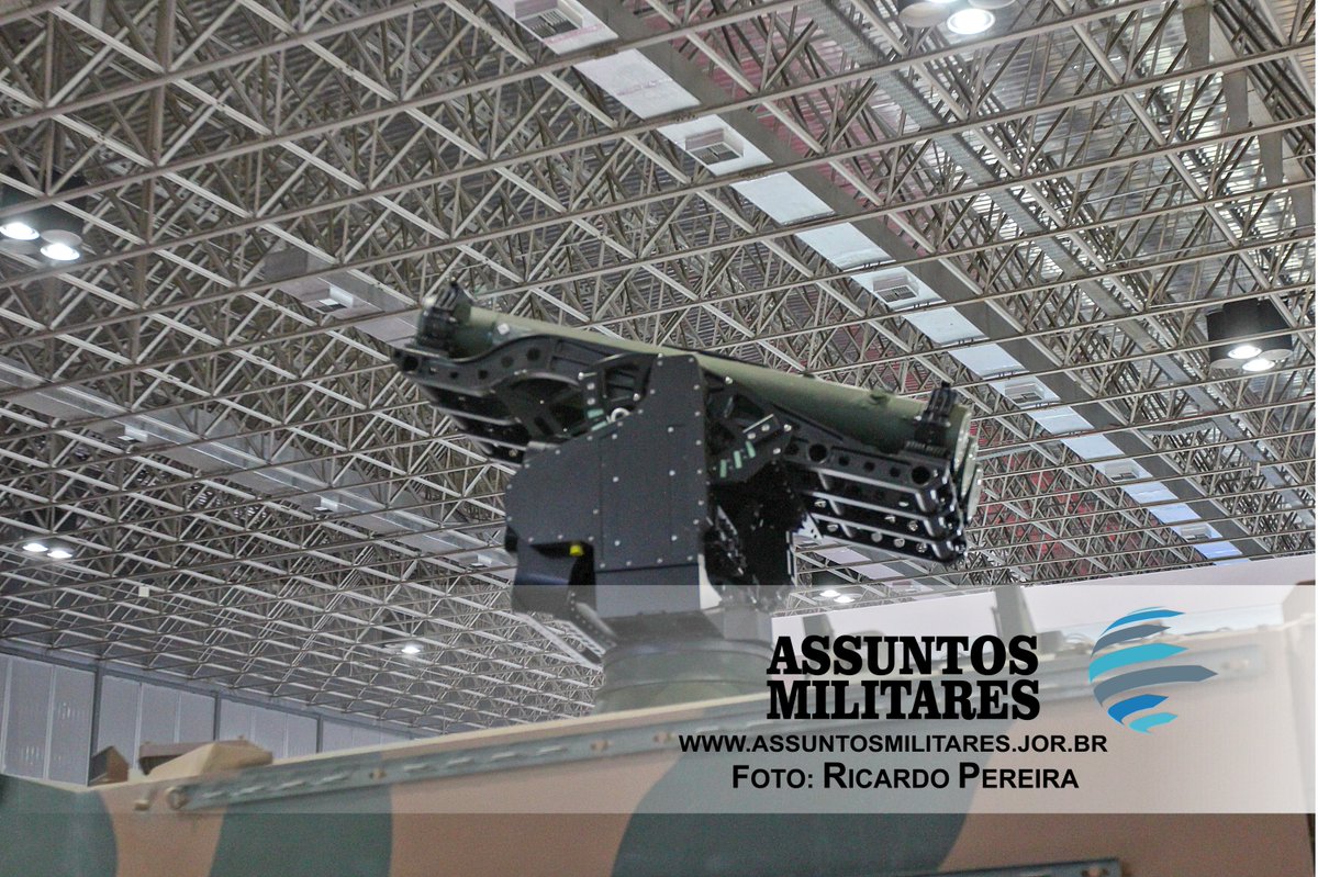 AssuntoMilitar's tweet photo. #LAAD 2023: CONCEITO DE VIATURA BLINDADA DE COMBATE ANTIAÉREA

https://t.co/54l6kv9VpH

Siga-nos

Facebook https://t.co/tZmzZITANV
YouTube https://t.co/Av9vezlbiv
Tiktok https://t.co/KKqnr82Kn5

#AssuntosMilitares24hNoAr #AssuntosMilitares #Defense #LAAD2023 #LAAD23 #Military https://t.co/YczQAXyNR3