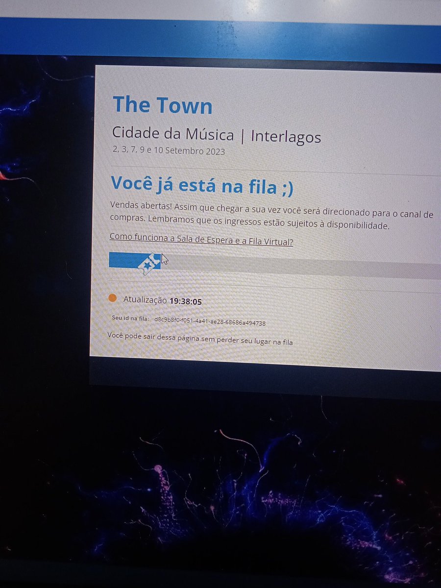 dudapirest's tweet photo. Entrei na fila pra ajudar quem não consegue. Quem quiser eu compro. 1 meia e duas inteiras. #TheTown2023 https://t.co/2CBIkbQOpV