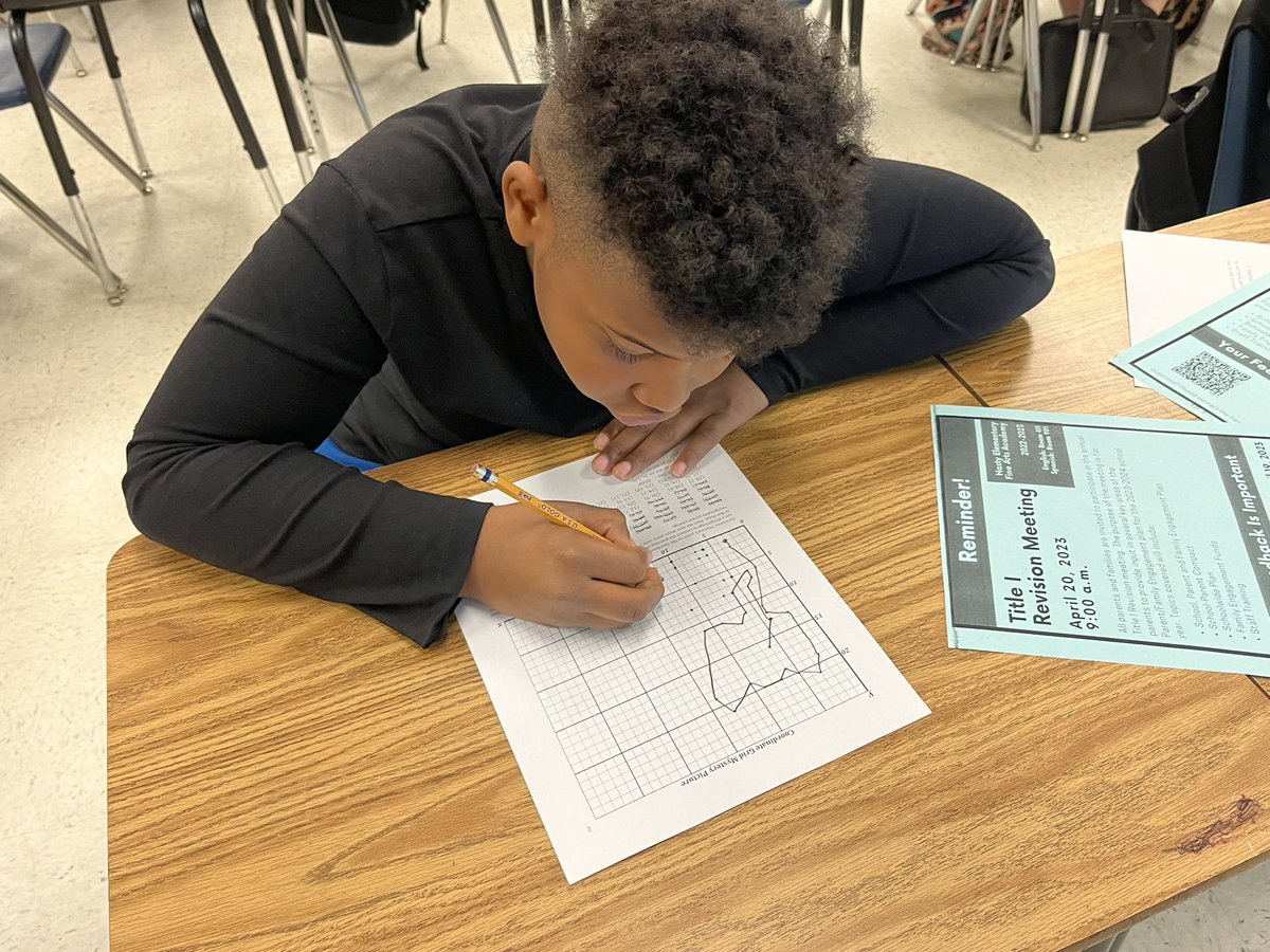 Rmorrison_hasty's tweet photo. Math instruction is happening in so many different ways! #differentiatedworkstations #raisingthebar #collaborativegroups https://t.co/rAzhbyhQtf