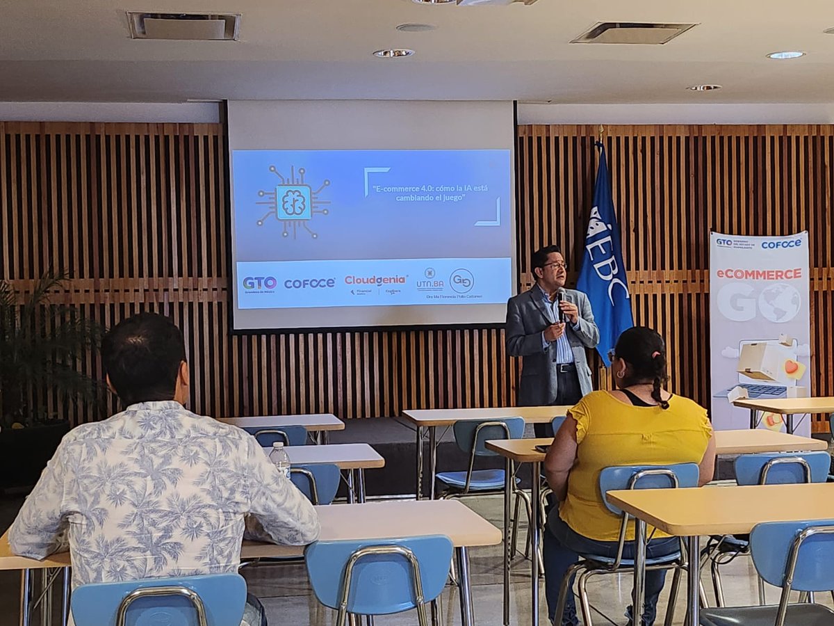 COFOCE's tweet photo. ¡Aprendiendo más sobre el futuro! 🤩
Se llevó a cabo la primer #masterclass presencial sobre #IA 🌐 dentro del Comercio junto a la Dra. María Florencial Pollo-Cattaneo, esto como parte del seminario de #EcommerceGO 🌎 https://t.co/dPj8nJC2Td