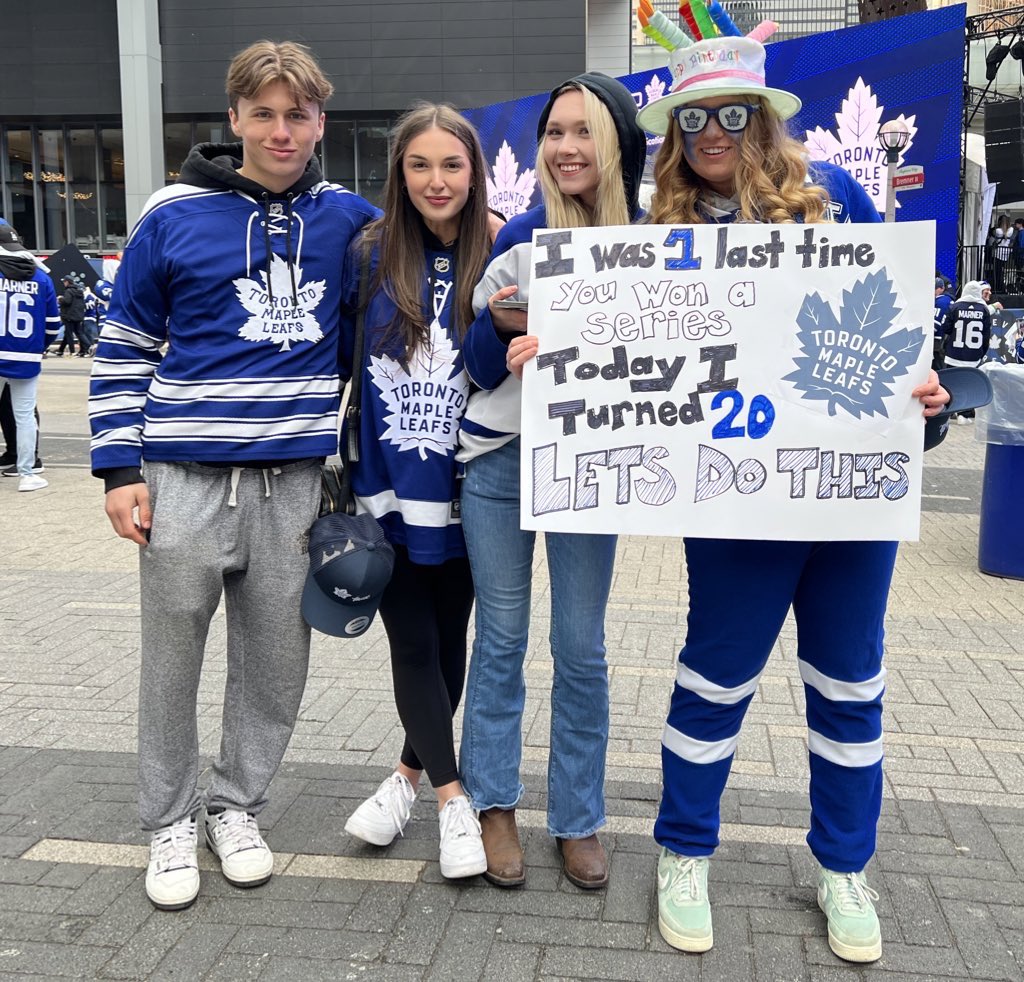 AnthonyFarnell's tweet photo. High hopes for the @MapleLeafs in the playoffs this year. The tailgate party is now underway at Maple Leaf Square. https://t.co/dwqgiMJTeb