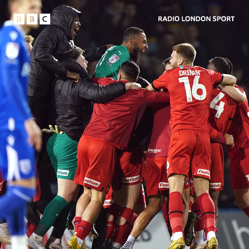 BBCLondonSport's tweet photo. What a night for @leytonorientfc ❤️🤍

Back in League One for the first time since 2015. 

#LOFC