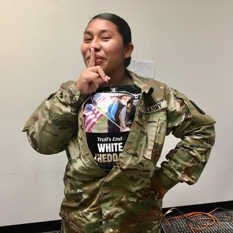 soldiersangels's tweet image. Popcorn smuggling at its finest! These service members can't get enough of that #TrailsEndPopcorn! Thanks again to @boyscouts and everyone who supported our Popcorn Shipping campaign. #Deployed