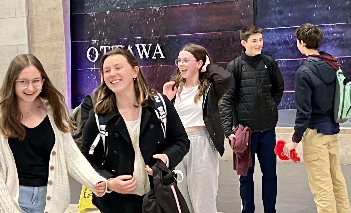 Welcome to the @RCDSB! We finally get to meet our exchange students from France in person! Happy to have you here!