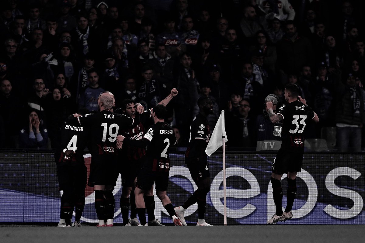 trenoferrvri's tweet photo. ㅤ

      ｢  AC Milan vs Napoli ｣  1-0  ( 2-1 )
       CHAMPIONS LEAGUE 

                                      🔴⚫️

ㅤ https://t.co/azUsgihJif