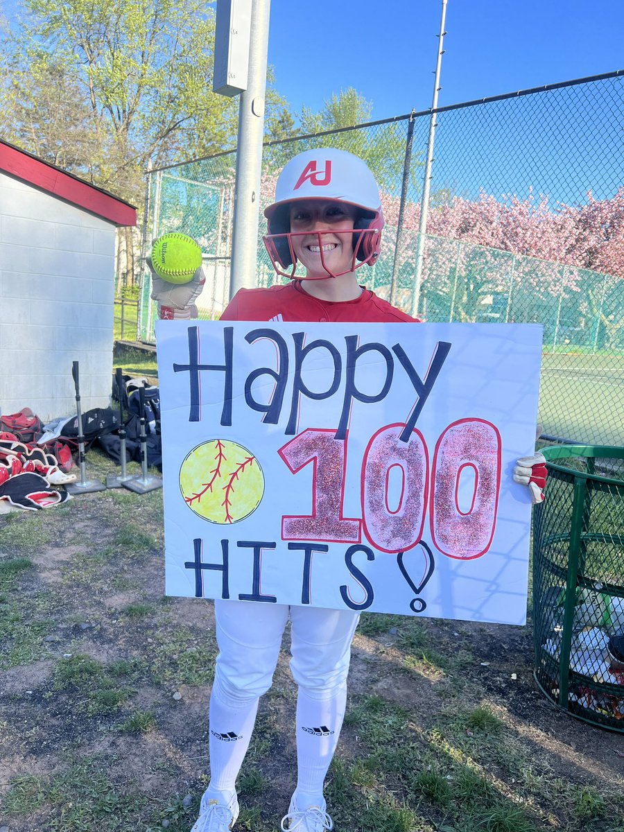 Congrats to senior infielder, Jayna Celano on her 100th career hit at AU! We are beyond proud of you and grateful that you have been apart of our program for 4 years🤩🤩🤩