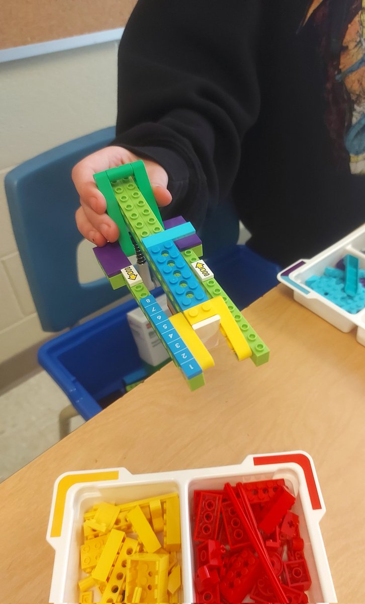 Prince of Wales ES tweet media