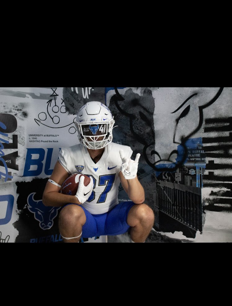 Thank you to the University at Buffalo for a spring practice visit! Had a great time!! <a href="/Coach_DJMangas/">DJ Mangas</a> <a href="/IanFriedFB/">Ian Fried</a> <a href="/CoachMoLinguist/">Maurice Linguist</a>