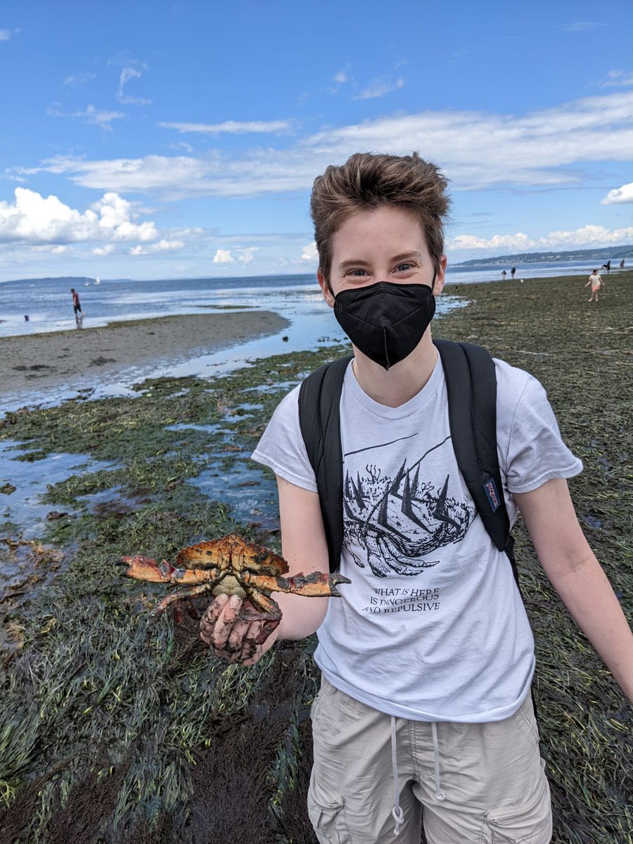 Meet Katherine! They are a junior undergraduate assistant in the Fish Collection, and are currently a double major in Marine Biology and Fisheries. They're job in the collection involves organizing, packing loans, and cataloging fish.