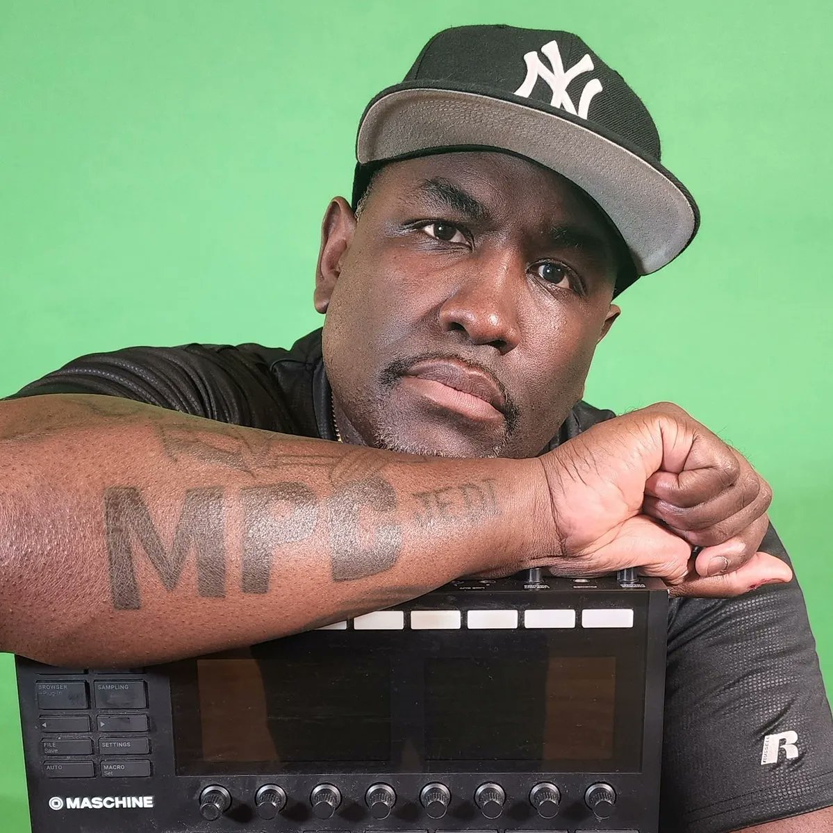 LibrarywithTim's tweet photo. Interview with @AmadeusBeatKing completed. The new album #TheMPCjedi is incredible!!! 🔥🔥🔥🔥🔥 https://t.co/KZElR7Hpbg