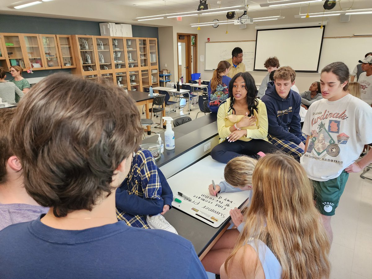 Today was Senior Health Day. This mandatory program for all seniors is part of a continuum of learning through our grade-level seminars. The curriculum helps students navigate their overall health and well-being as they mature from “tweens” to young adults.