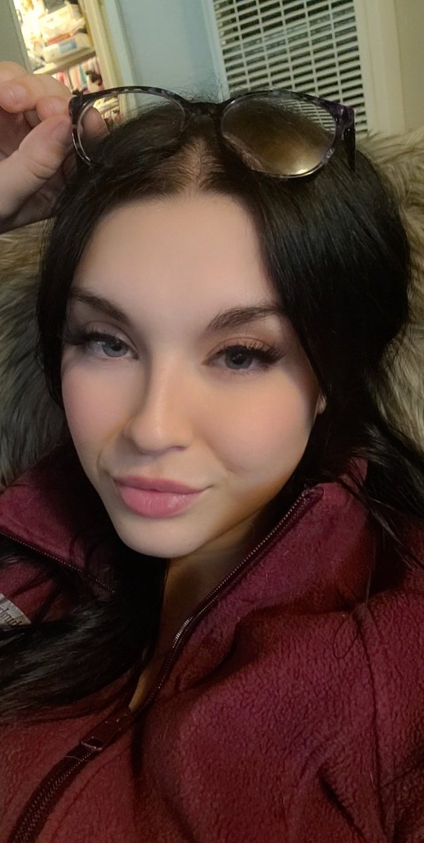 MistressAlani's tweet photo. Hi https://t.co/k55W8TTyk3