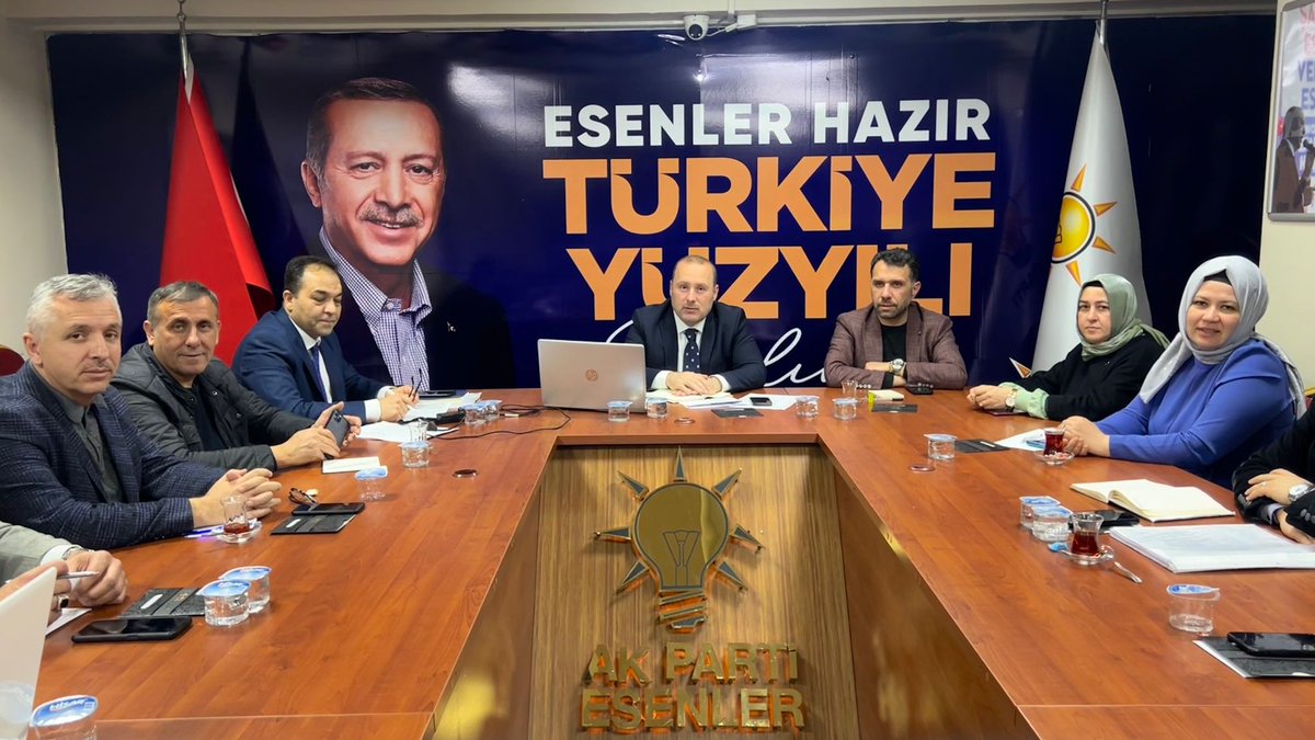 akpartiesenlerr's tweet photo. İlçe Başkanımız Sn.Av. @umutozkan1 başkanlığında; Yürütme Kurulu ve Yönetim Kurulu Toplantısı gerceklestirildi.

#TurkiyeYüzyılı
#2023YolundaBiriz

@osmannnurika https://t.co/UIhiJdST2K